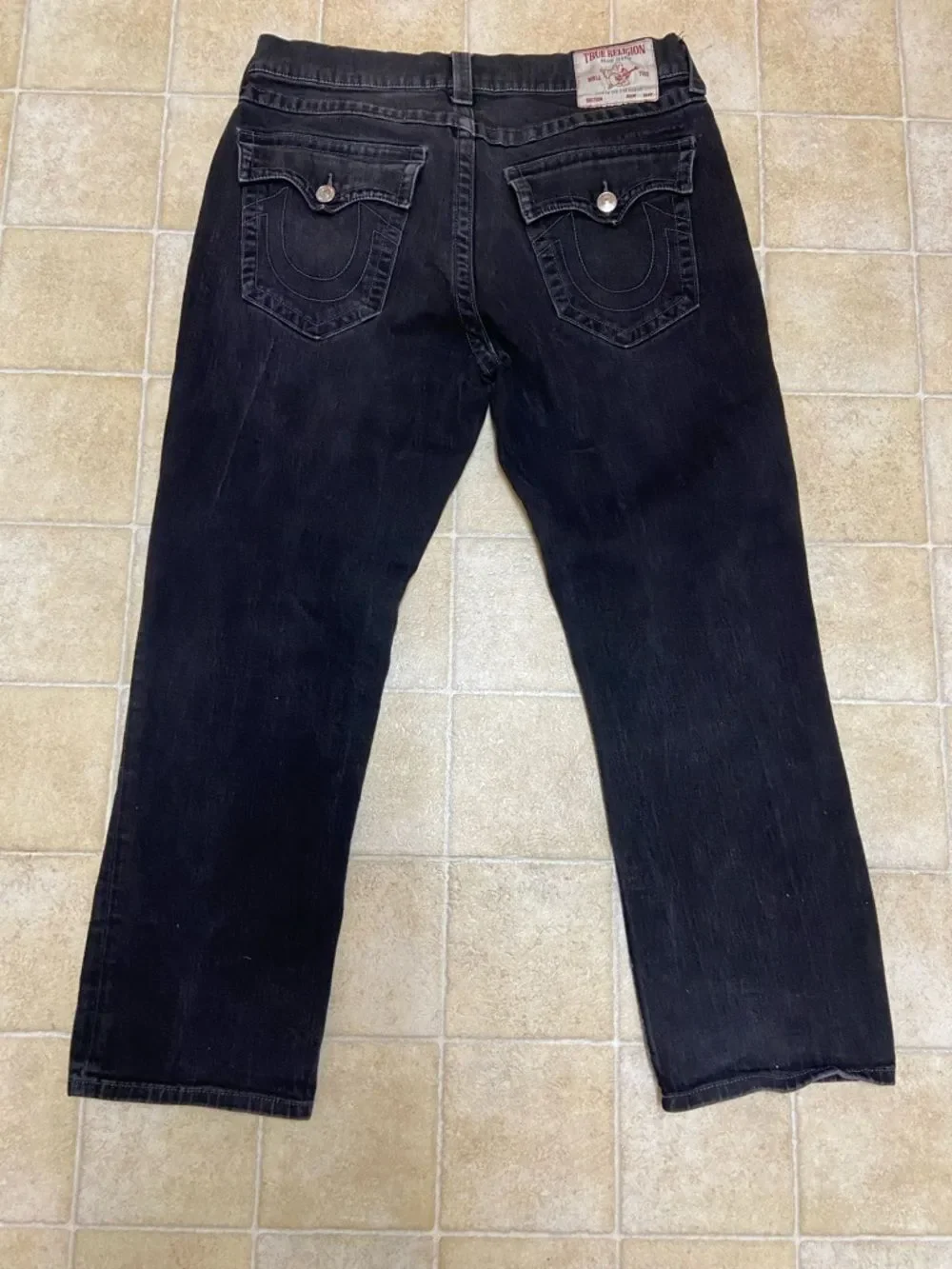 True Religion Men's Black Relaxed Fit Straight Jeans with Flap Pockets Size 34